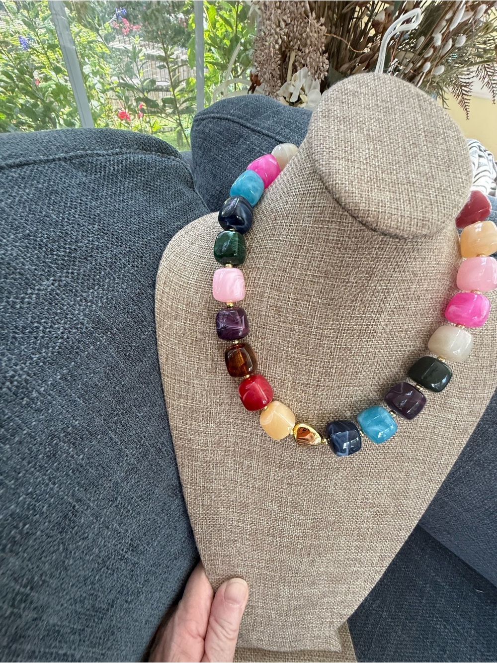 Source Unknown Multicolor Glossy Chunky Bead Necklace with Gold Accents